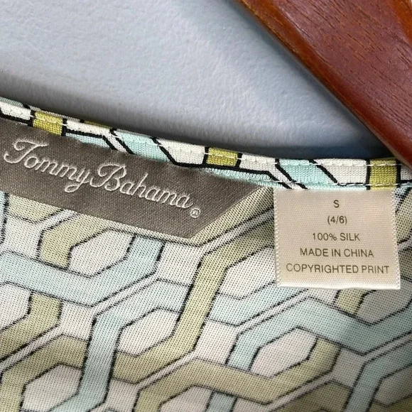 TOMMY BAHAMA Silk Surplice Chain Pattern Dress Ruched Sleeveless Summer 4-6 - Picture 8 of 11